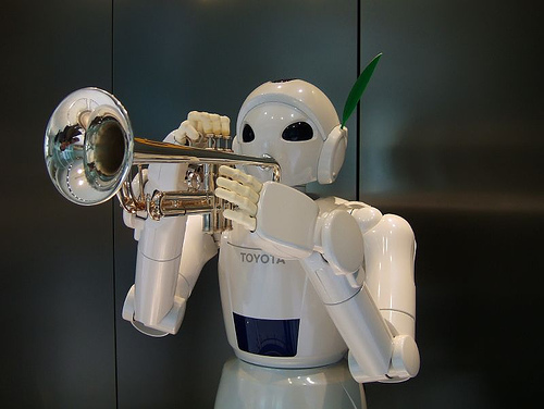 Trumpet playing robot